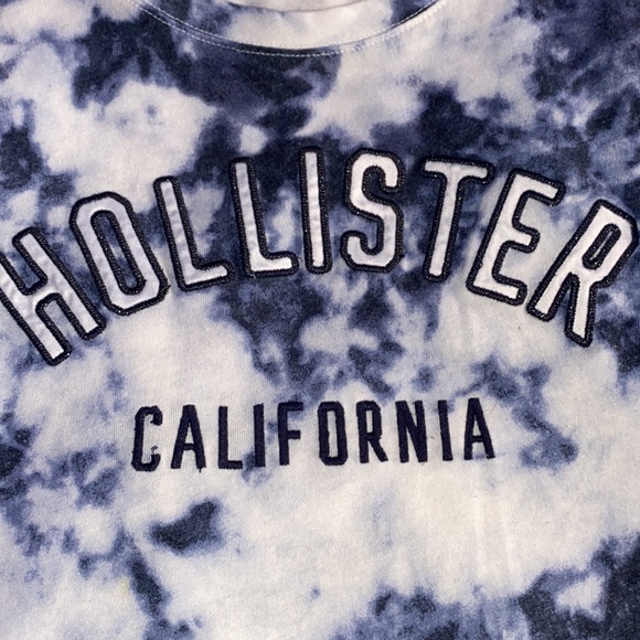 💙Hollister tie dye top💙 - Picture 2 of 3